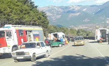 ДТП с пятью автомобилями произошло на трассе Ялта-Севастополь